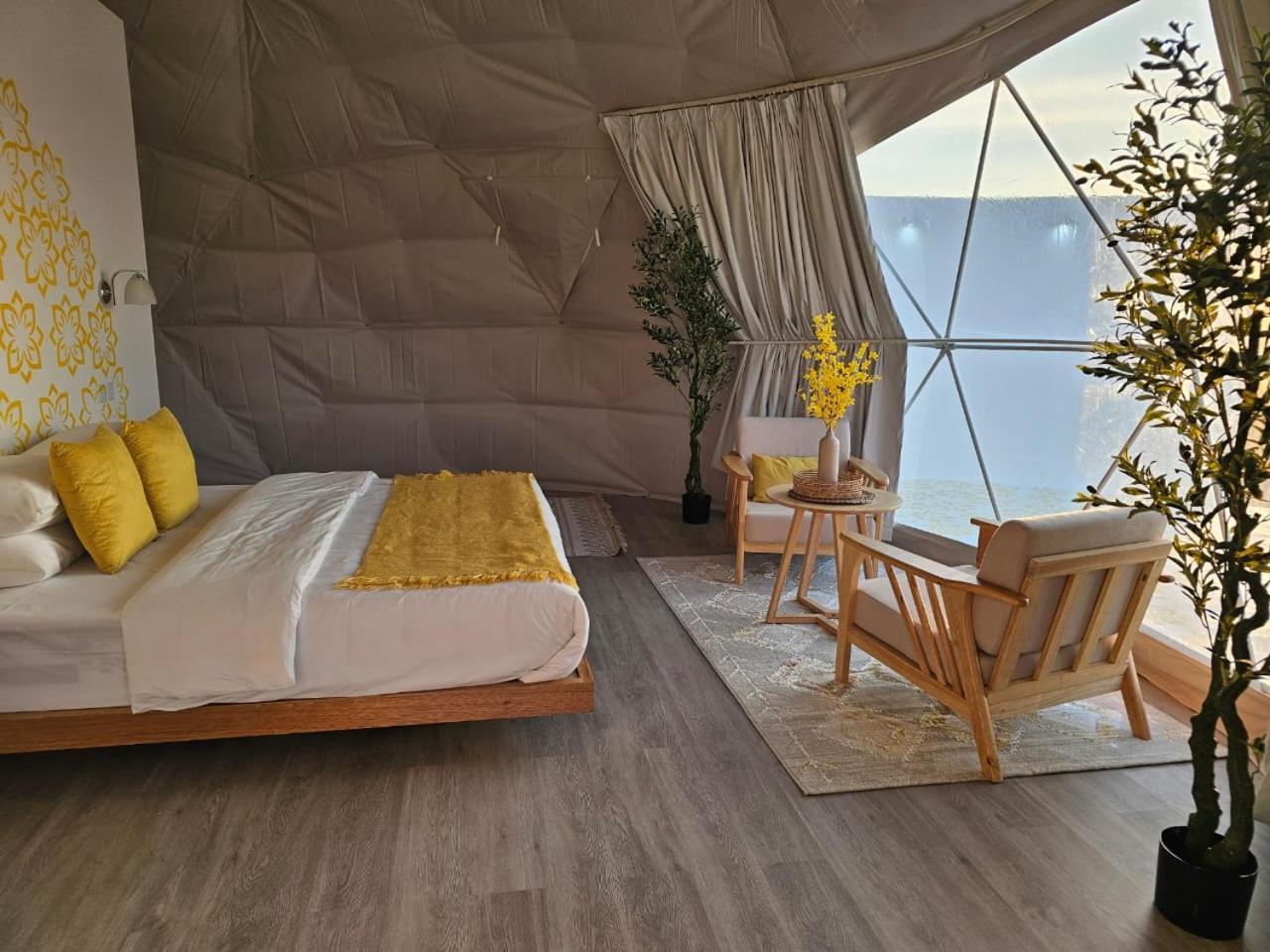 Bubbles Domes Private One Badīyah
